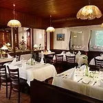 Szálloda Restaurant Luedenbach Overath