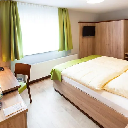 Hotell Restaurant Luedenbach Overath