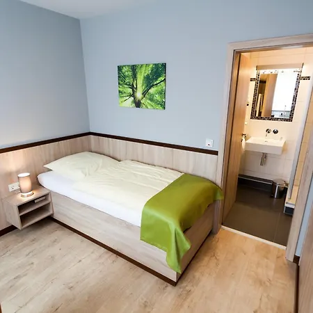 מלון Restaurant Luedenbach