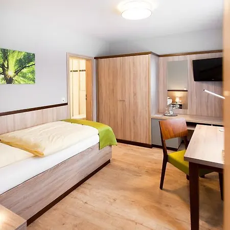 Hotell Restaurant Luedenbach 3*