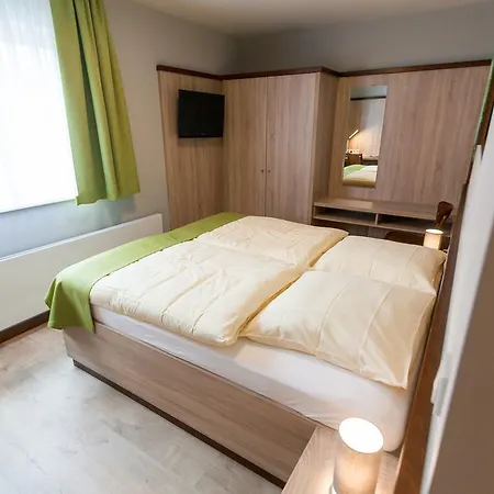 Hotel Restaurant Luedenbach 3*