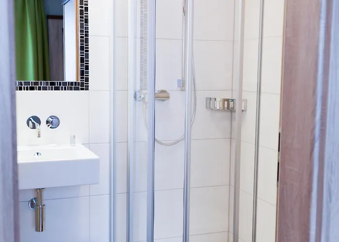 ホテル Restaurant Luedenbach 3*